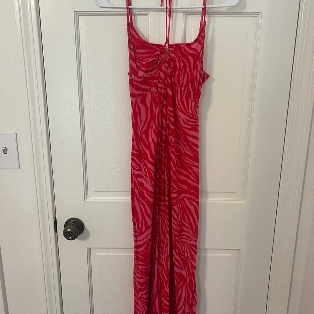 H&M Vibrant Red Patterned Dress